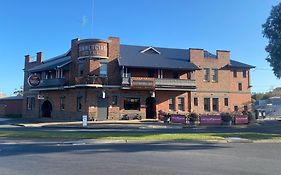 Commercial Hotel Kaniva